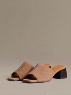 Sezane Doriane Tan Suede Open-Toe Block Heel Mules